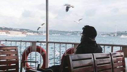 李乙容儿子谈03年父亲扇李毅：行为不可取，要用实力回应粗暴犯规